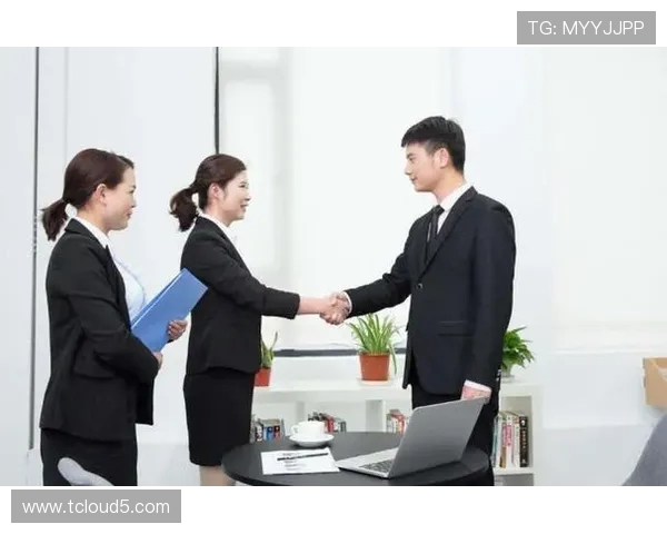 成都与南京极限运动队赛后复盘团队协作的成功与不足分析